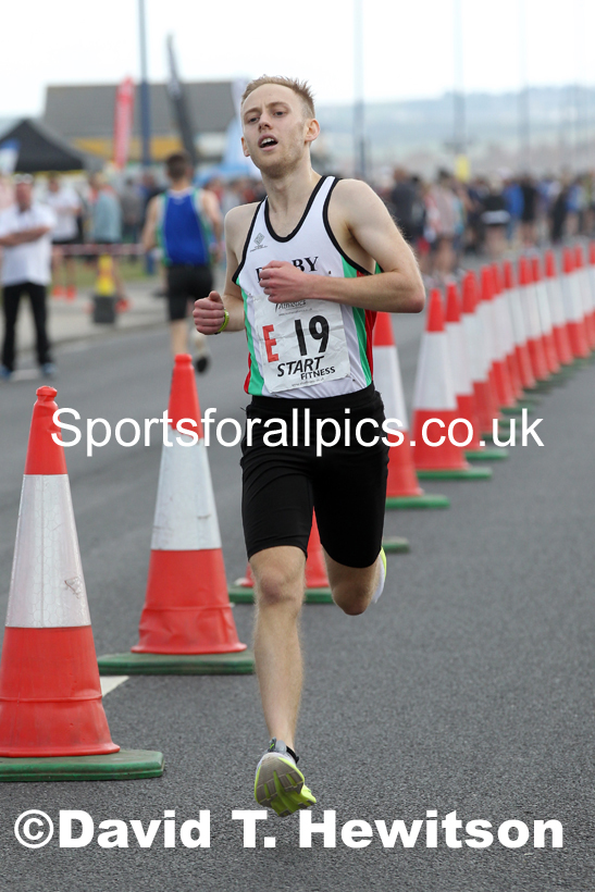 Senior mens 6 stage relay, 2021 Northern 6 and 4 Stage and Young Athletes Road Relays, Redcar. Photo: David T. Hewitson/Sports for All Pics